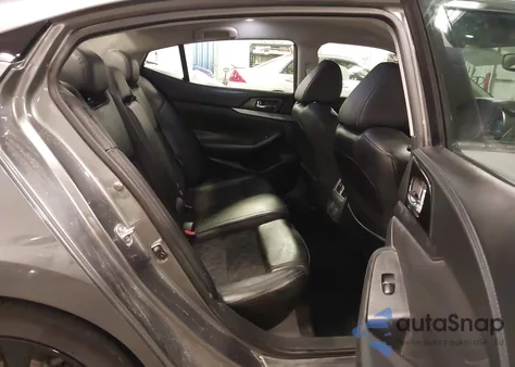 2018 Nissan Maxima 3.5 Sr from USA, damaged, VIN 1N4AA6AP5JC371502